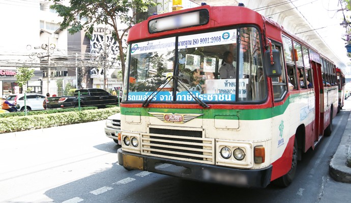 世界一周　タイ　バンコク　バス