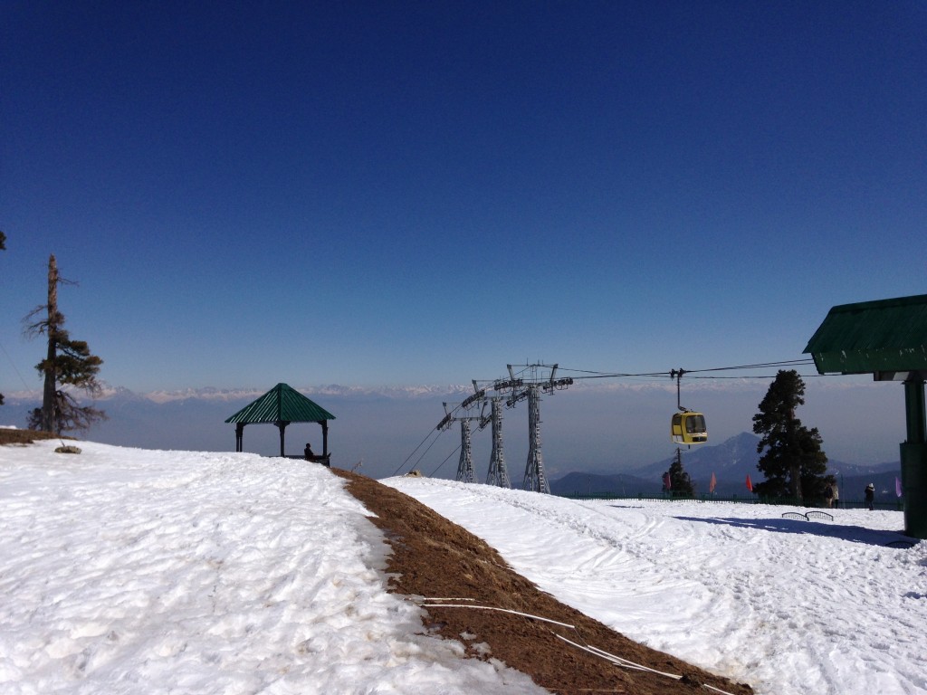 グルマルグ phase1 ツリーラン インド スノーボード スキー 世界一周 旅 ブログ