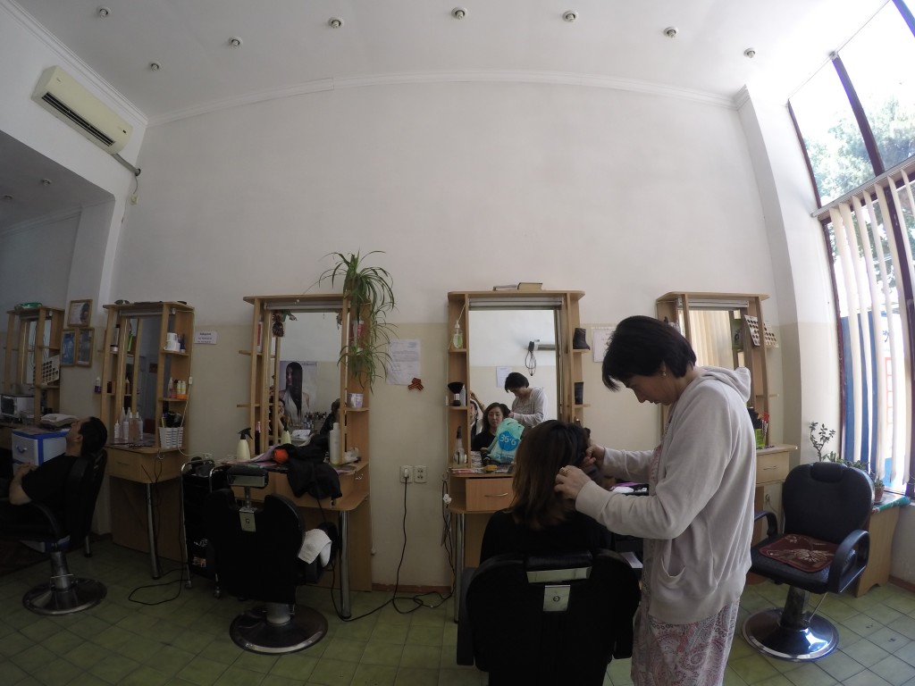 タジキスタン パーマ ドゥシャンベ 美容室 世界一周 旅 夫婦 ブログ
