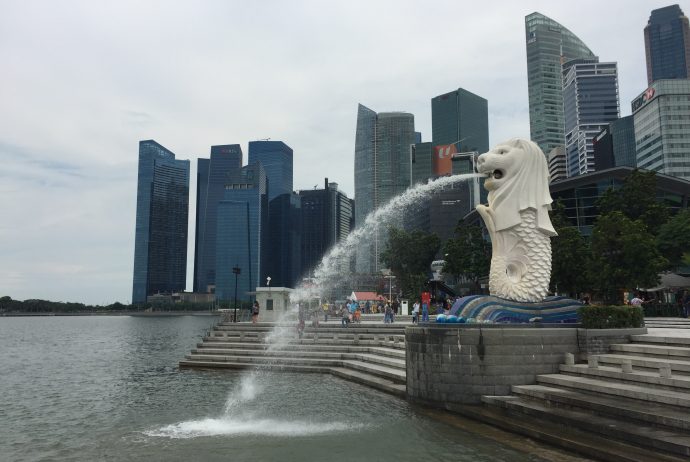 シンガポール　世界一周　マーライオン