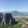 ギリシャ　世界一周　メテオラ　自然　岩　山　キリスト教