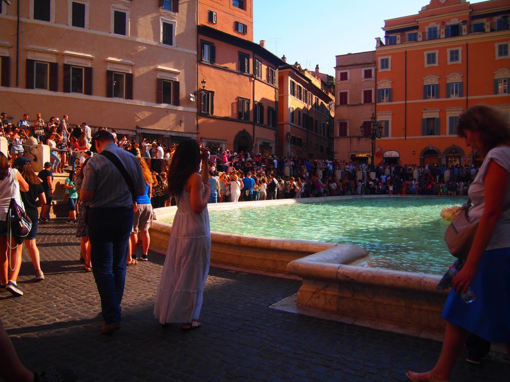 世界一周　イタリア　ローマ　トレビの泉