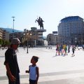 マケドニア　スコピエ　世界一周　EU　違和感　ストリートチルドレン