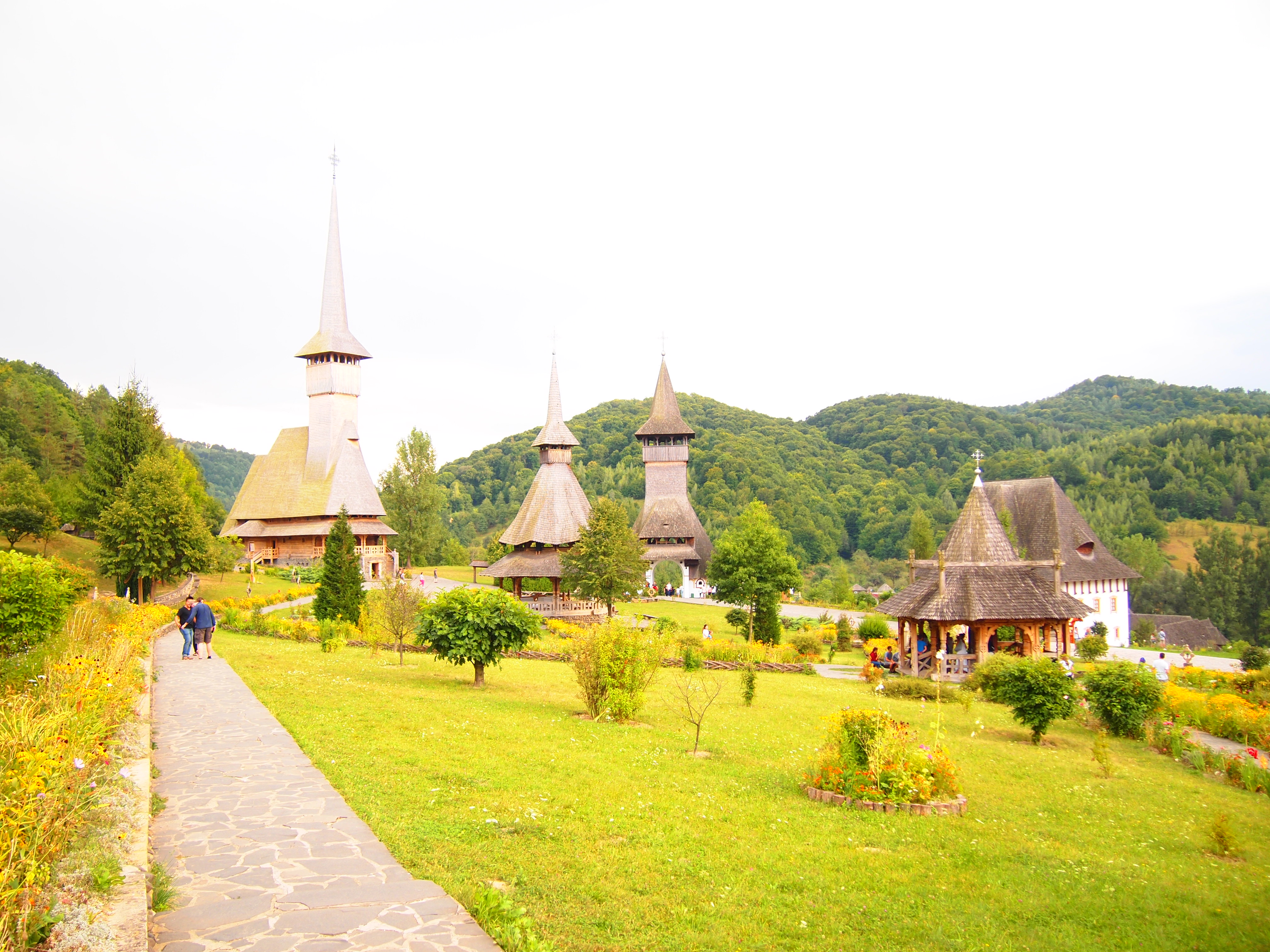 世界一周　ルーマニア　木造教会