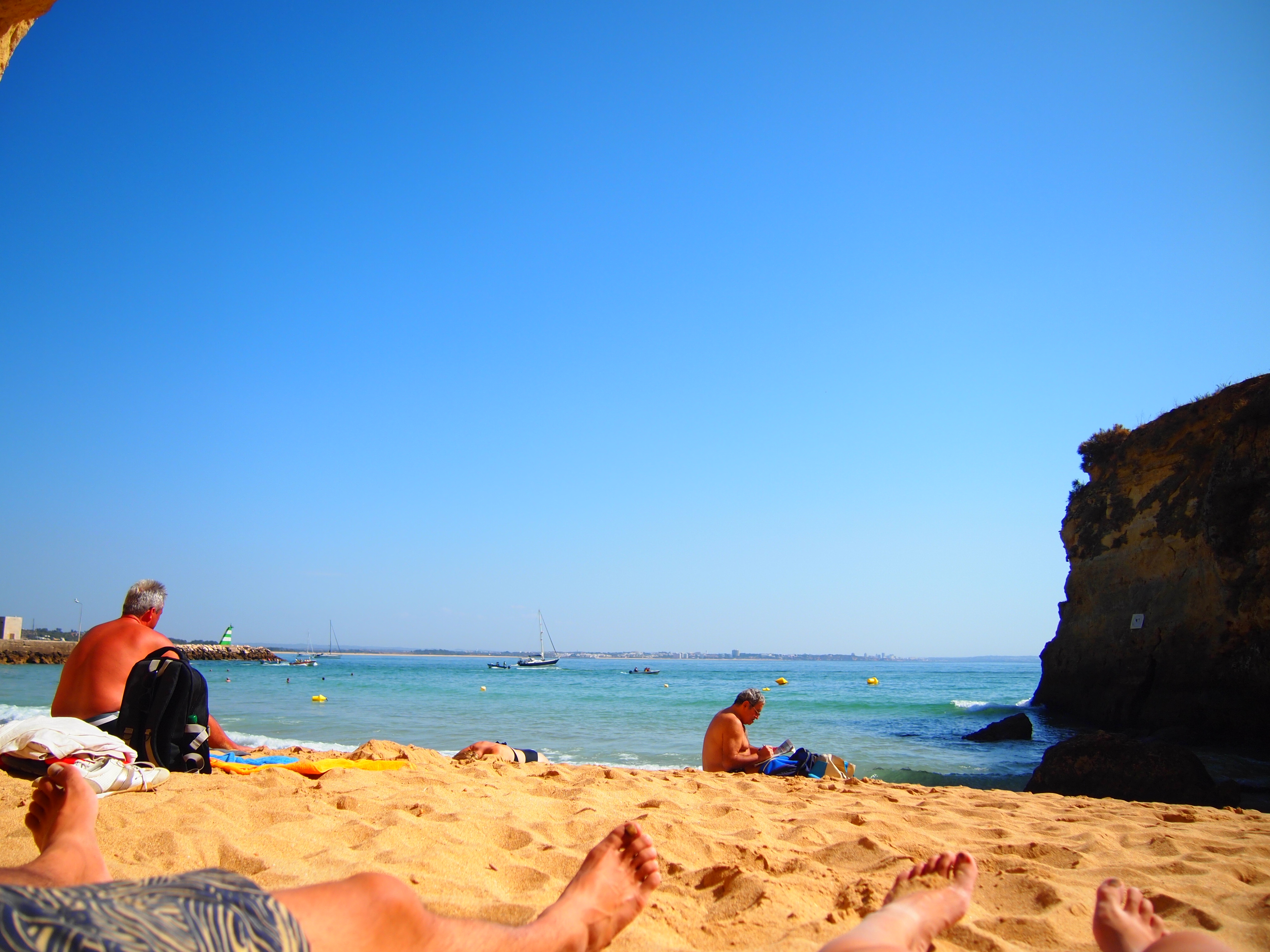 ラゴス　ポルトガル　世界一周　旅　夫婦　海　砂浜　リゾート　絶景